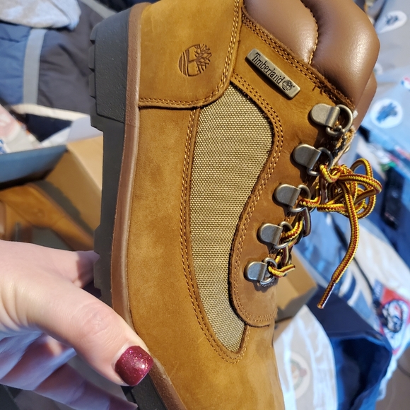 Timberlands - Picture 2 of 4